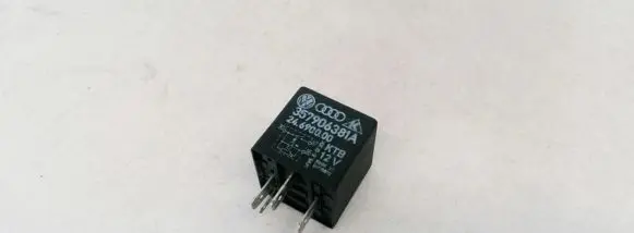 Volkswagen Polo III 6N 6N2 6NF Other relay 357906381A 24690000