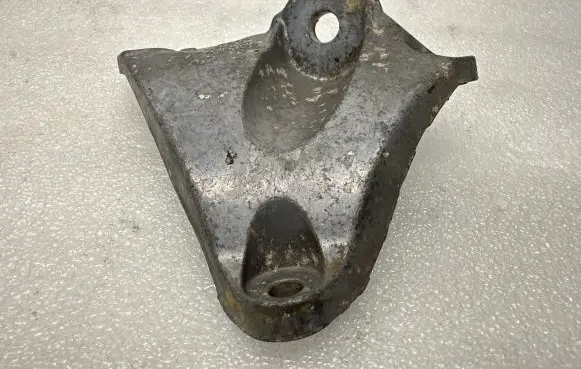Audi A8 S8 D3 4E Gearbox mounting bracket 4E0399114Q