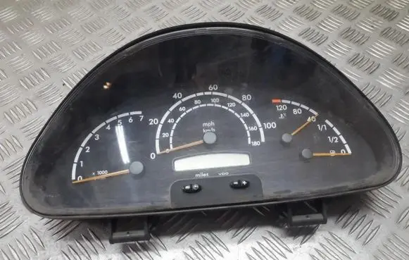 Mercedes-Benz Sprinter W901 W902 W903 W904 Speedometer (instrument cluster) 88311295 a0014468721