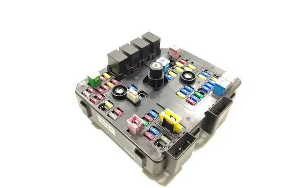 Opel Antara Fuse module 95137841 7841U