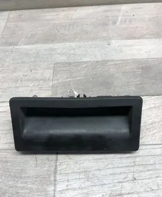Volkswagen PASSAT B7 Tailgate/trunk/boot exterior handle 5N0827566T BN3CZ
