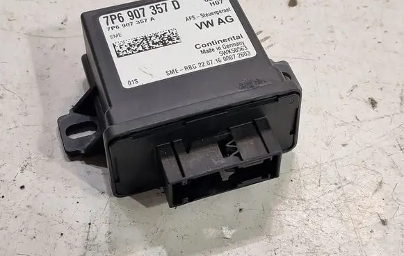 Skoda Superb B8 (3V) Light module LCM 7P6907357D 7P6907357A