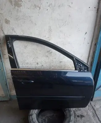 Renault Laguna III Front door