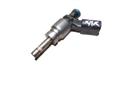 Audi A6 S6 C6 4F Fuel injector 06E906036C