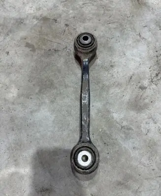BMW X3 F25 Rear control arm 6786991
