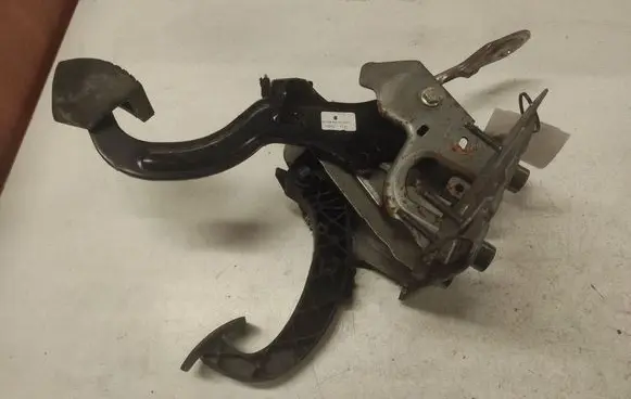 Citroen C4 I Pedal assembly 9653940880
