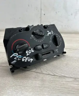 Peugeot 206 Climate control unit