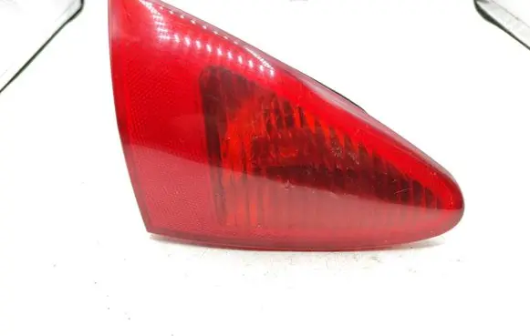 Alfa Romeo 147 Tailgate rear/tail lights 46556346 46747825