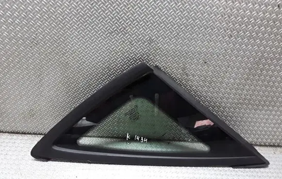 Ford Mondeo MK IV Rear side window