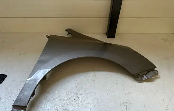 Toyota Verso Fender 