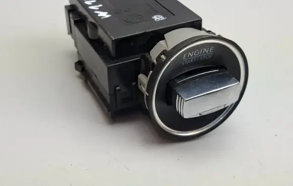 Volkswagen PASSAT B6 Ignition lock 3C0905843R 1160260202759