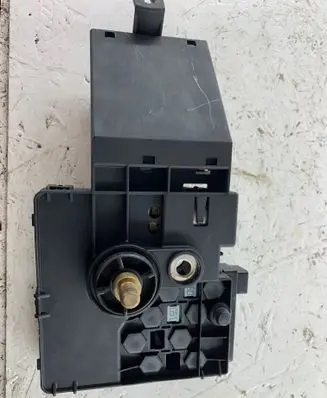 Mercedes-Benz CLS C219 Fuse module 2115461241 01325