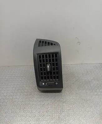 Fiat Ducato Dash center air vent grill 385812 C819 ST435821