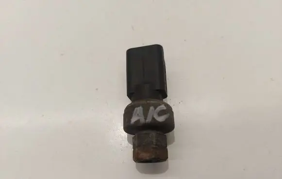 Peugeot 407 Air conditioning (A/C) pressure sensor 9647971280
