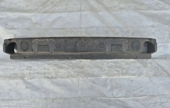 Mercedes-Benz ML W164 Front bumper foam support bar A1648851137