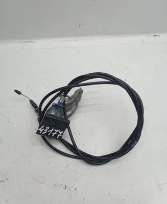 Subaru Impreza III Engine bonnet/hood lock release cable 