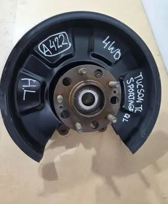 Hyundai Tucson TL Rear wheel hub spindle/knuckle A422