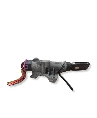 Volkswagen PASSAT B5.5 Ignition lock 4B0905851C