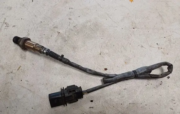 Volkswagen PASSAT B6 Lambda probe sensor 0281004148