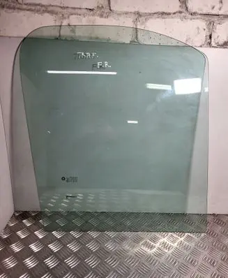 Renault Trafic II (X83) Front door window/glass (coupe) 