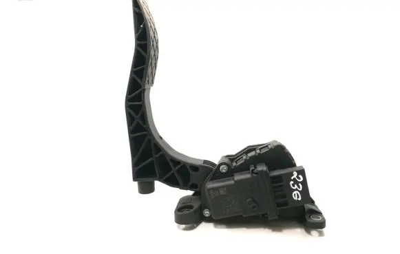 Audi A6 S6 C6 4F Accelerator throttle pedal 4F1721523B 6PV00898407