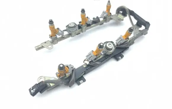 Nissan 370Z Fuel injectors set 095002407 24296EY02A
