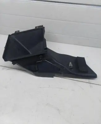 Mazda 5 Intercooler air guide/duct channel PPT20