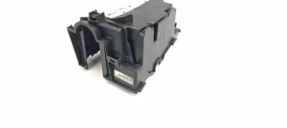 Citroen C4 II Picasso Fuse box cover 9804681980