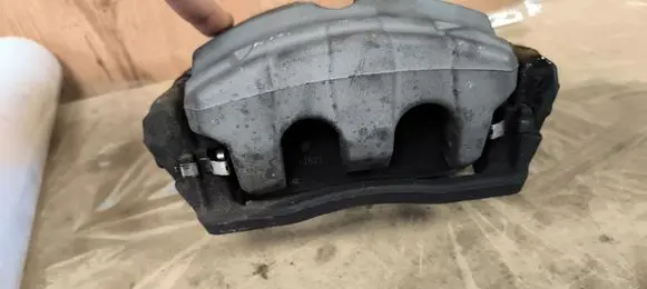 Mercedes-Benz GLC C253 Front brake caliper A2534213600 A2064215700 A2064216100