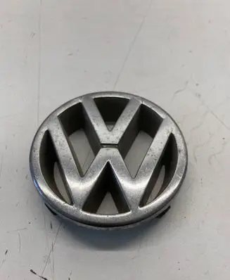 Volkswagen Transporter - Caravelle T4 Manufacturer badge logo/emblem 3A0853601