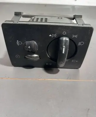 Ford Kuga I Light switch 7M5T13A024BA
