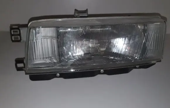Toyota Corolla E90 Headlight/headlamp 2121141L