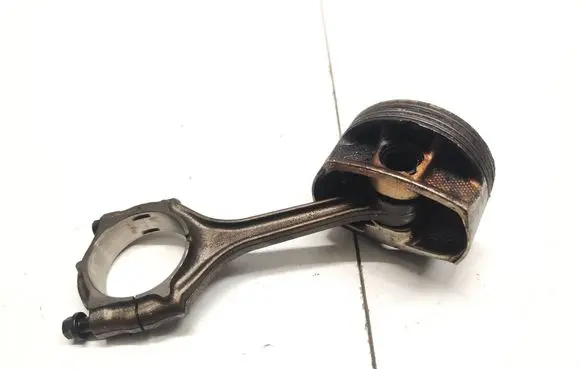 Dodge Durango Piston with connecting rod 