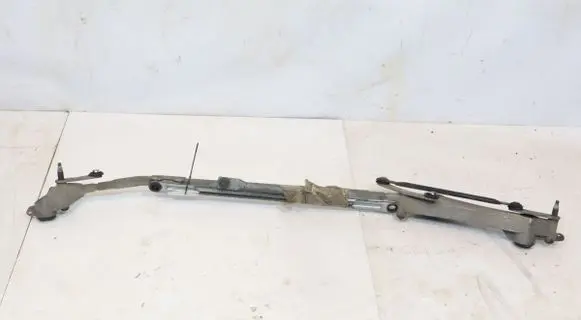 Mercedes-Benz B W245 Front wiper linkage 179639