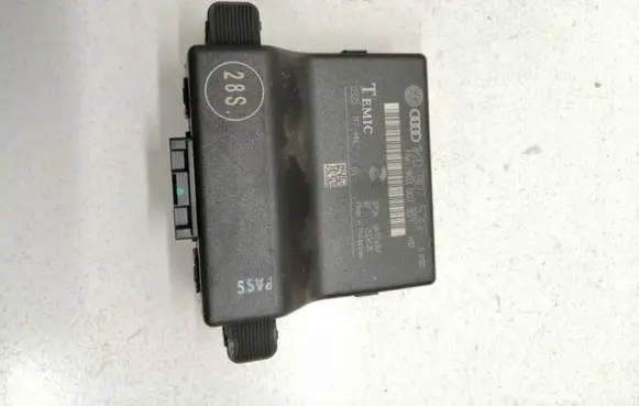 Volkswagen Jetta V Other control units/modules 1K0907530F