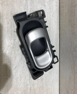 Citroen C3 Aircross Front door interior handle 39008123