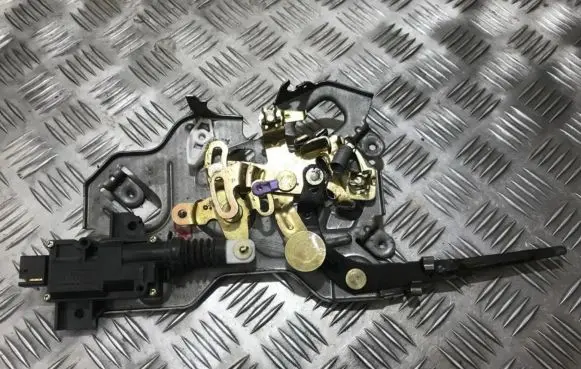 Chrysler Voyager Front door lock