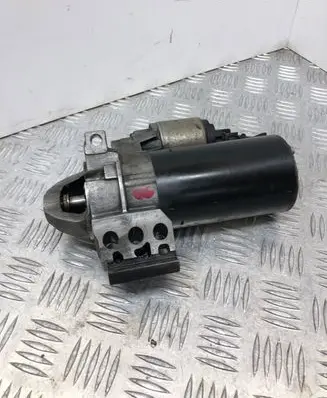 BMW 5 F10 F11 Starter motor 1005821139