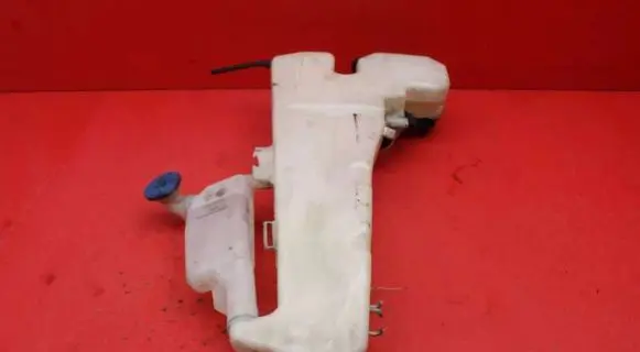 Honda CR-V Windshield washer fluid reservoir/tank