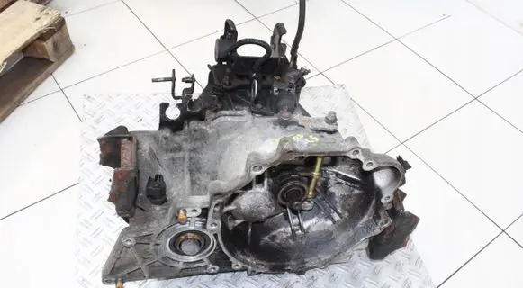 Hyundai Tucson TL Manual 6 speed gearbox 172TY