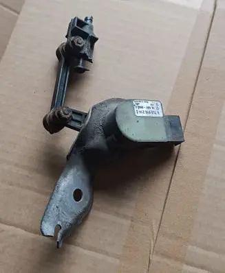 Audi Q7 4L Headlight/headlamp level sensor 7L0616214C