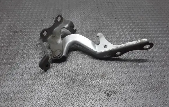 Toyota Corolla Verso AR10 Engine bonnet/hood hinges