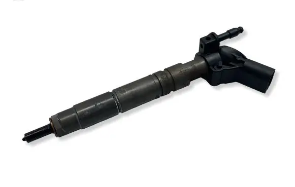 Mercedes-Benz E W211 Fuel injector A6420700587