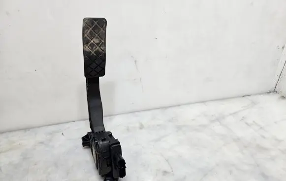 Audi A4 S4 B8 8K Accelerator throttle pedal 8K1721523