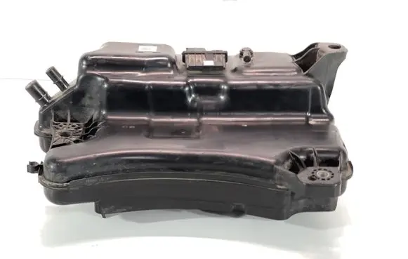 Skoda Octavia Mk4 AdBlue liquid reservoir 5WA131877AA