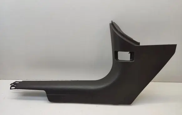 Front sill trim cover