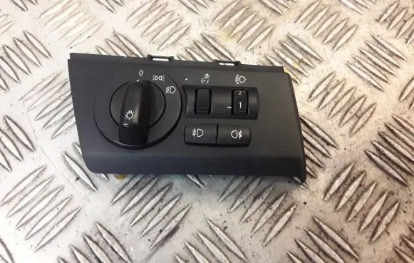 BMW X3 E83 Light switch