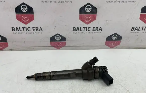 BMW 5 GT F07 Fuel injector 7810702