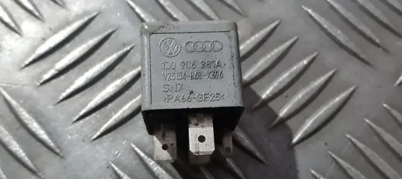 Volkswagen Golf IV Other relay 1j0906381a v23134-b63-x396