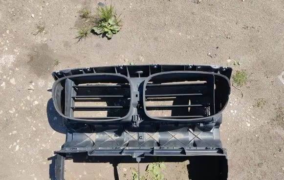BMW 7 F01 F02 F03 F04 Radiator support slam panel 718729014